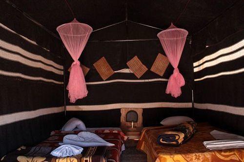 Captain'S Desert Camp 와디럼 외부 사진